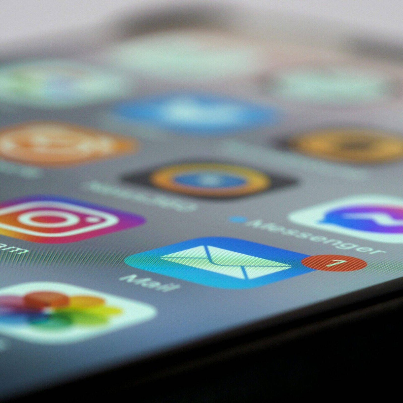 Cr&eacute;ation et gestion de r&eacute;seaux sociaux